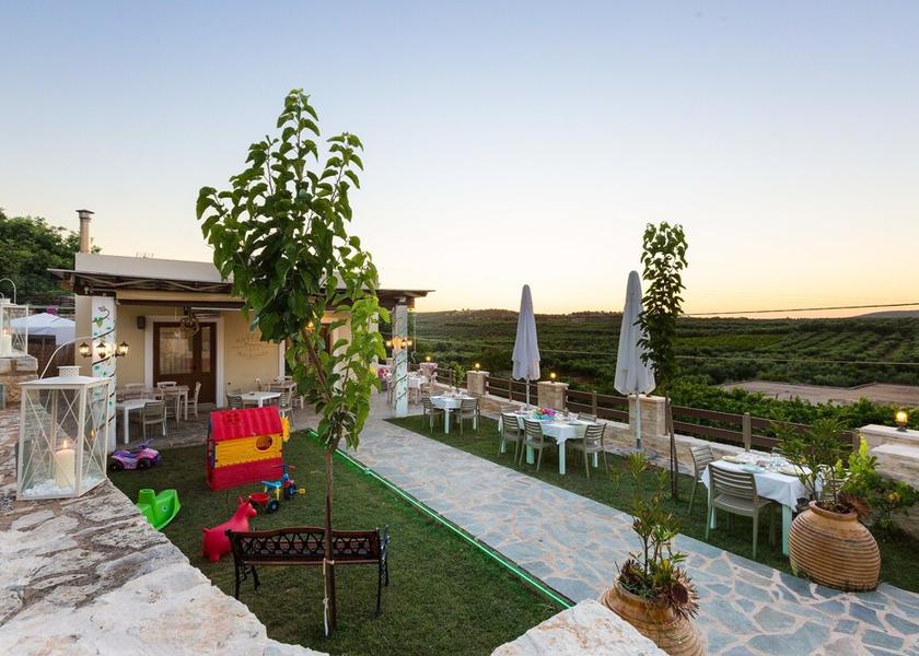 Crete Mylopotamos Outdoor Dining