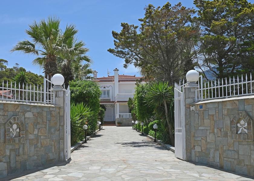 Attica Megara Exterior Detail