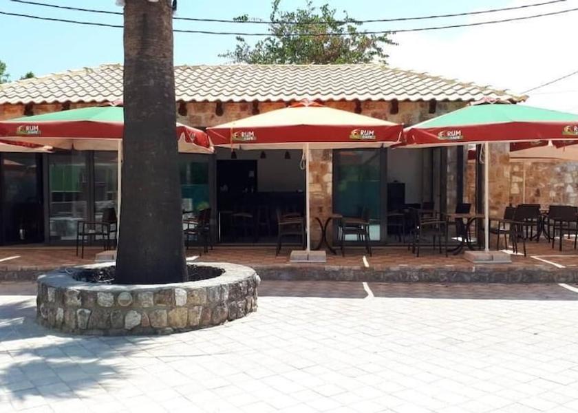 Central Greece Istiaia-Aidipsos Snack Bar