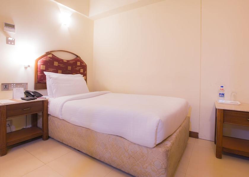 Maharashtra Mumbai Room