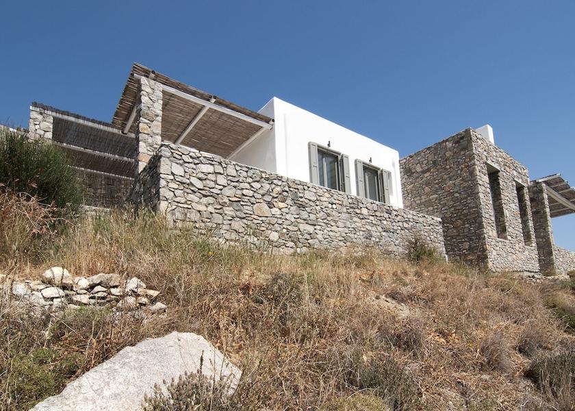  Serifos Exterior Detail