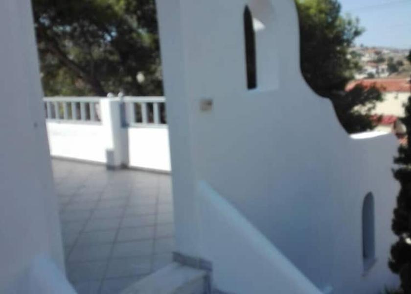 Attica Lavreotiki Terrace