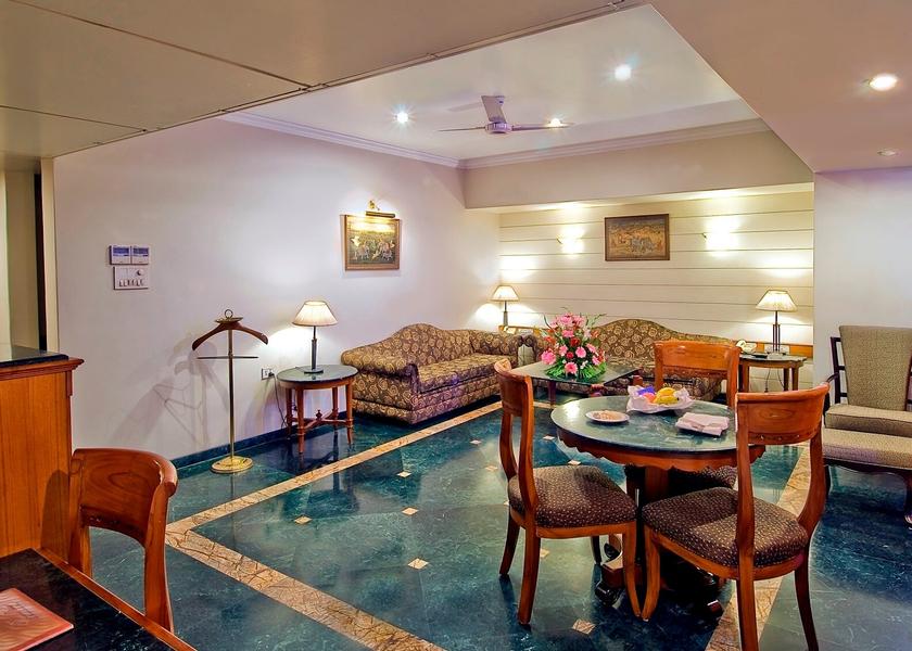 Gujarat Ahmedabad Food & Dining
