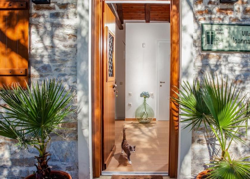 Thessalia South Pelion Entrance