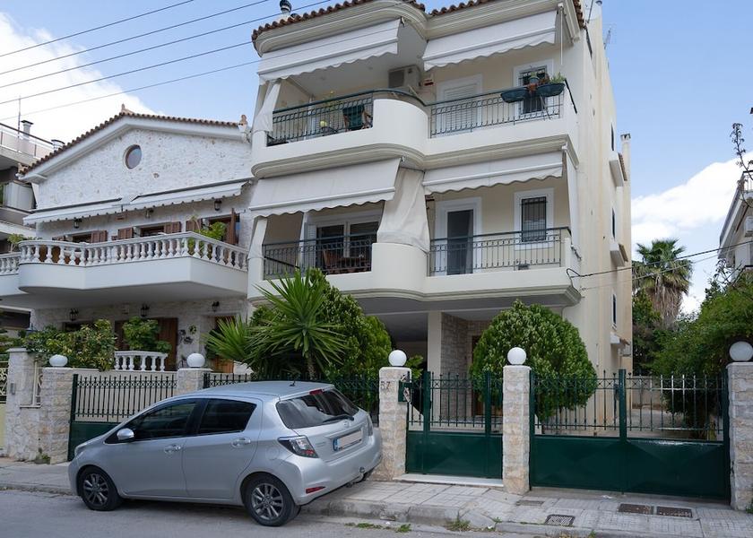 Attica Glyfada Exterior Detail