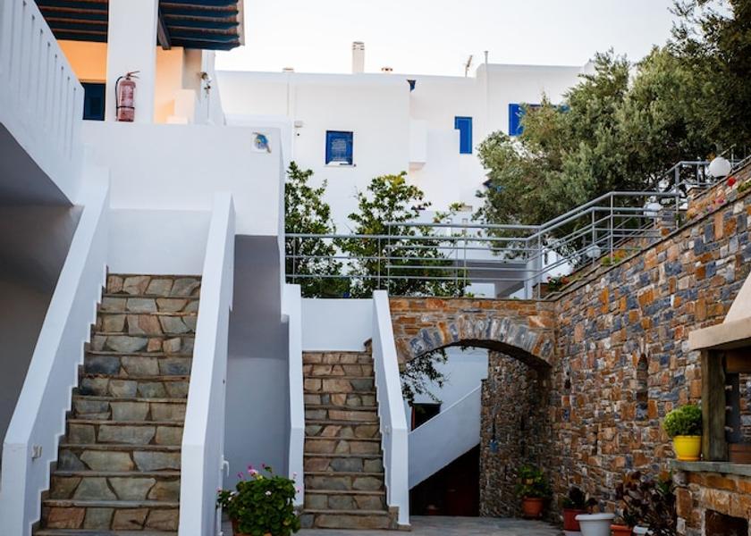 South Aegean Ydrousa Courtyard