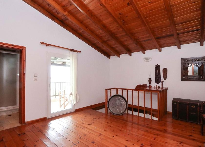 Eastern Macedonia and Thrace Sithonia Room