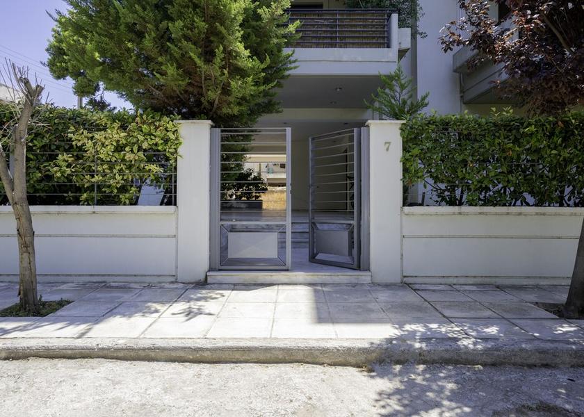 Attica Chalandri Entrance