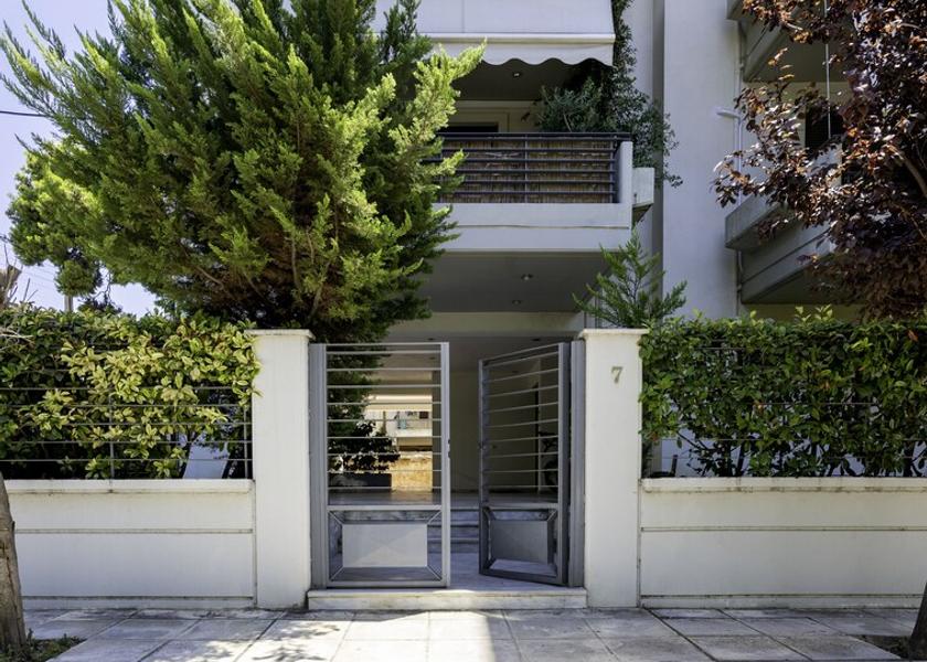 Attica Chalandri Entrance