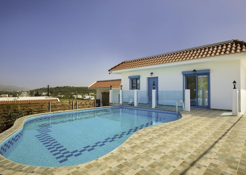  Rhodes Exterior Detail