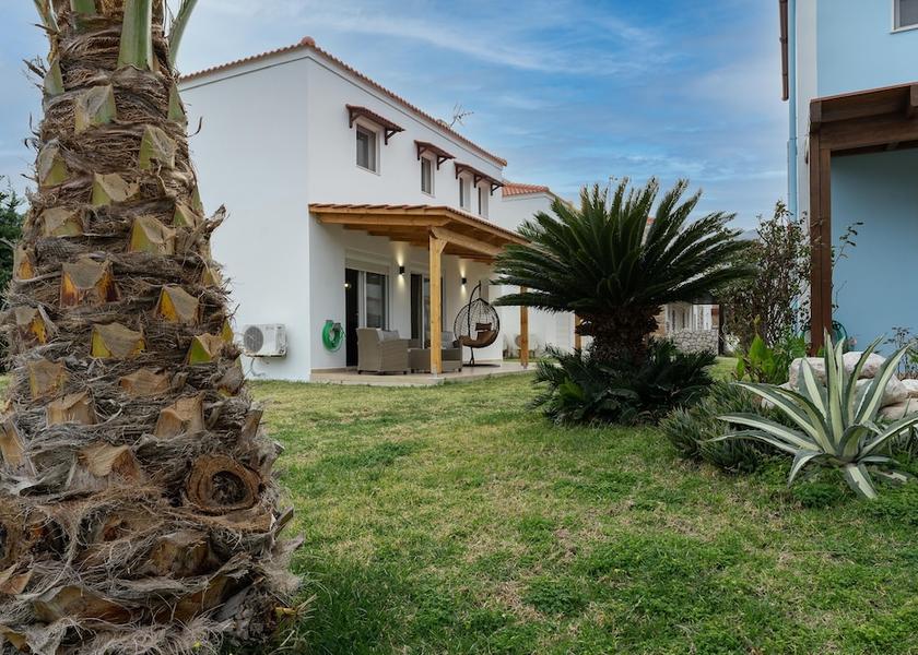  Rhodes Property Grounds