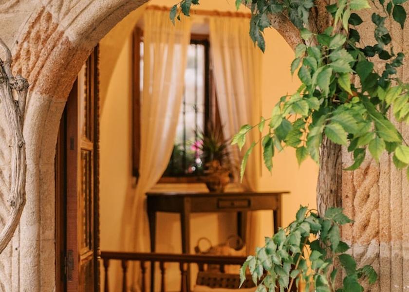  Rhodes Exterior Detail