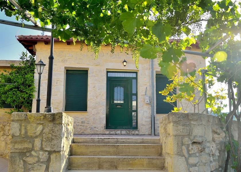 Crete Archanes-Asterousia Entrance