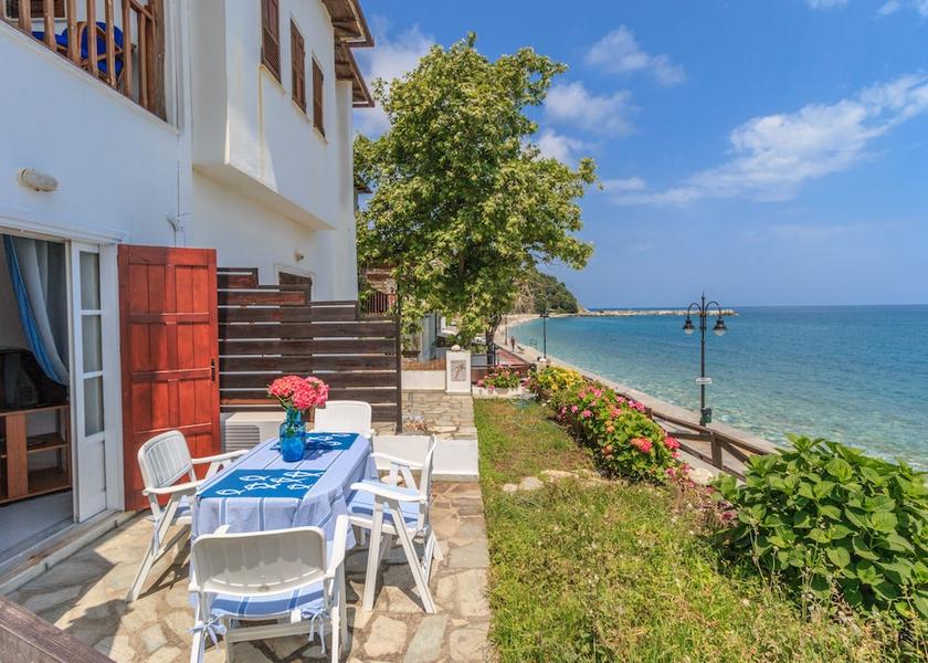 Thessalia Zagora-Mouresi Terrace