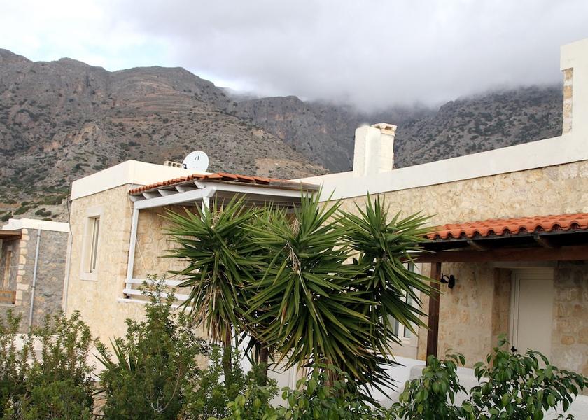 Thessalia Zagora-Mouresi Exterior Detail