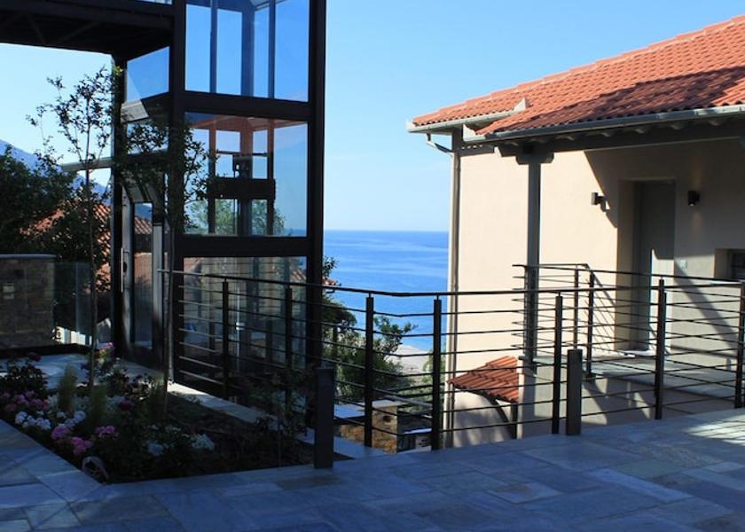 Thessalia Zagora-Mouresi Exterior Detail