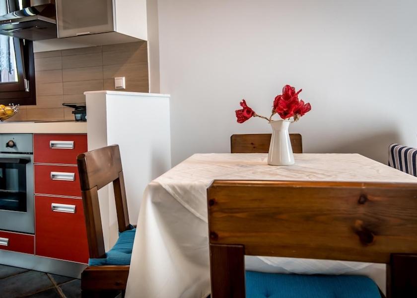 Thessalia Zagora-Mouresi Room