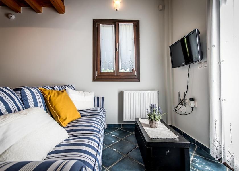 Thessalia Zagora-Mouresi Room