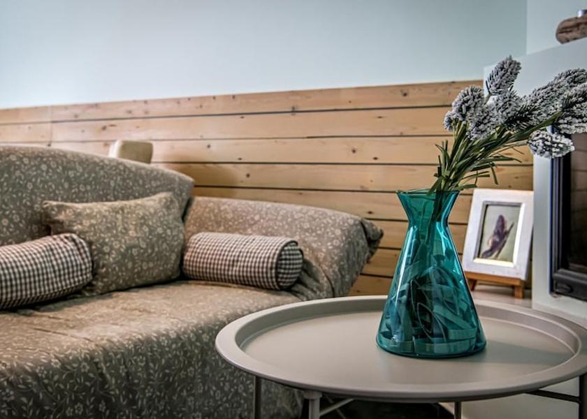 Thessalia Zagora-Mouresi Room