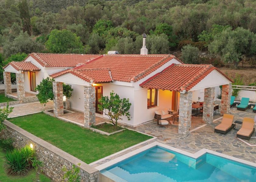 Thessalia Skiathos Facade