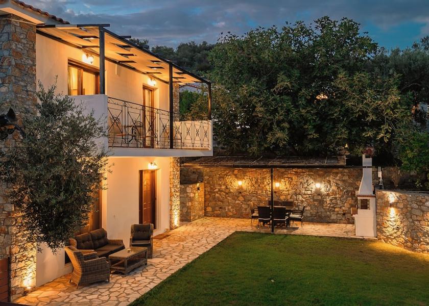 Thessalia Skiathos Facade