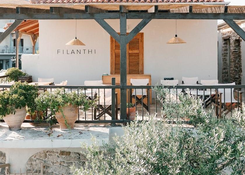Peloponnese Region Pylos-Nestoras Exterior