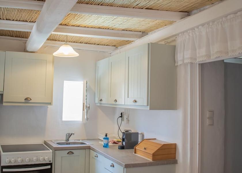  Paros Kitchen