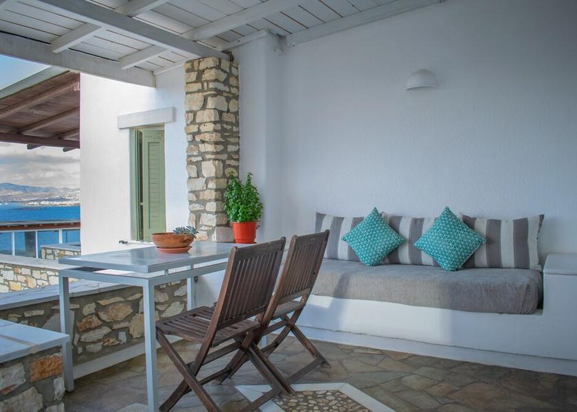  Paros Exterior Detail