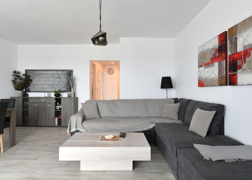  Paros Interior Entrance