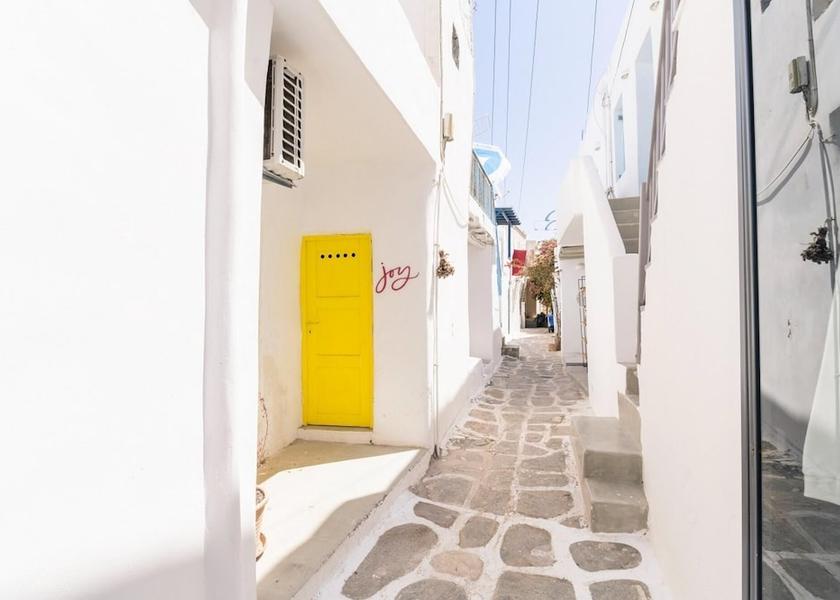  Paros Interior Entrance