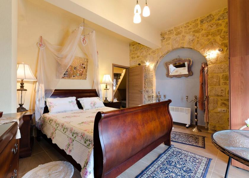 Crete Minoa Pediada Room