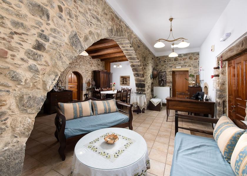 Crete Minoa Pediada Interior Entrance