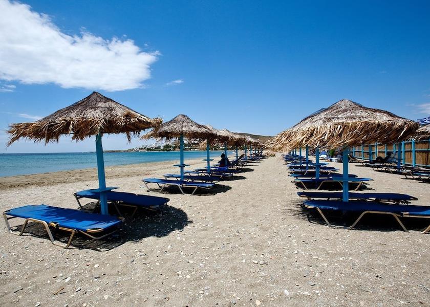  Tinos Beach