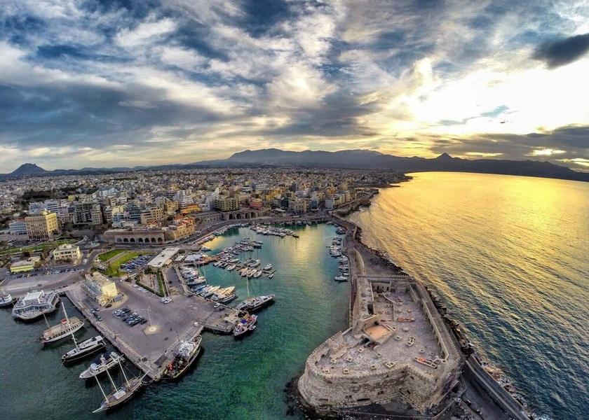 Crete Island Heraklion Lake