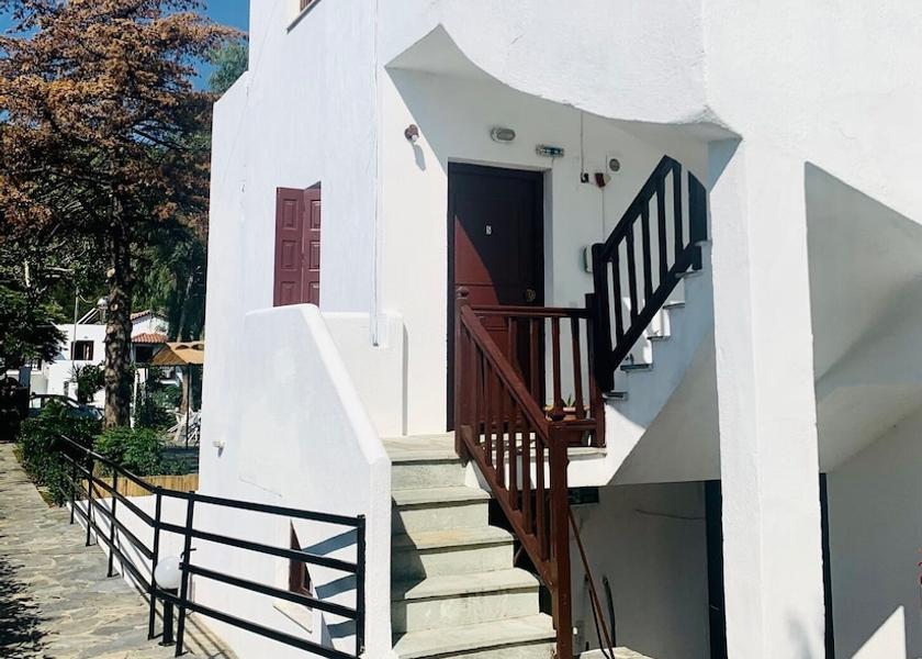 Thessalia Skopelos Exterior Detail