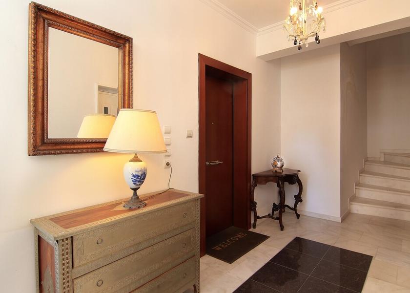 Attica Vari-Voula-Vouliagmeni Lobby