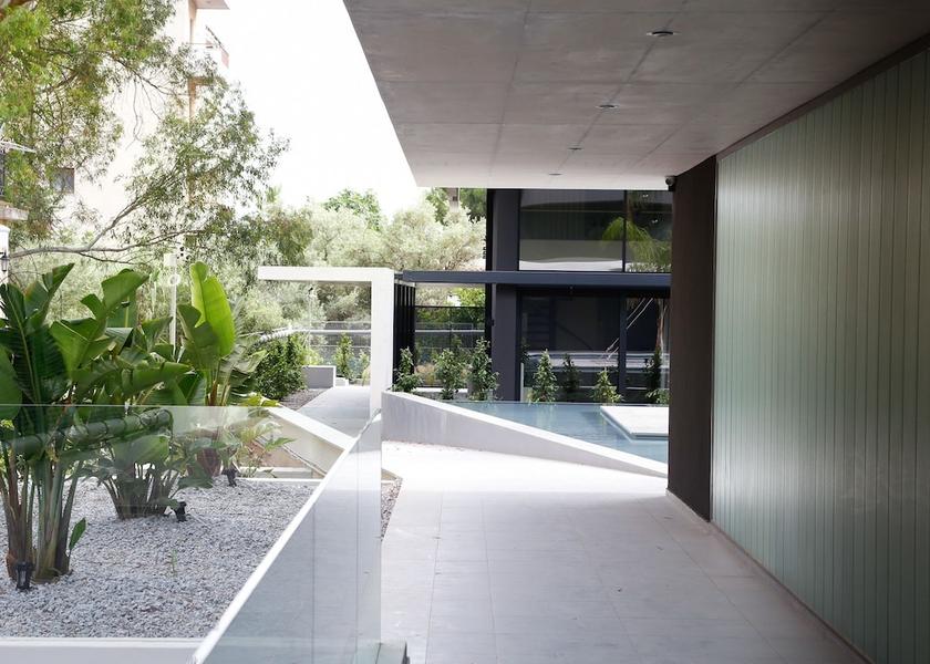 Attica Vari-Voula-Vouliagmeni Entrance