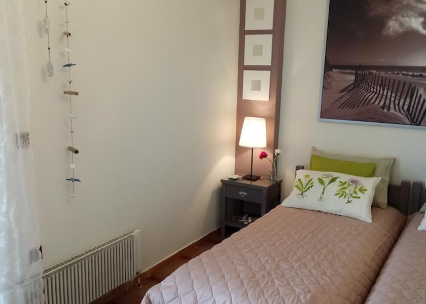 Attica Vari-Voula-Vouliagmeni Room