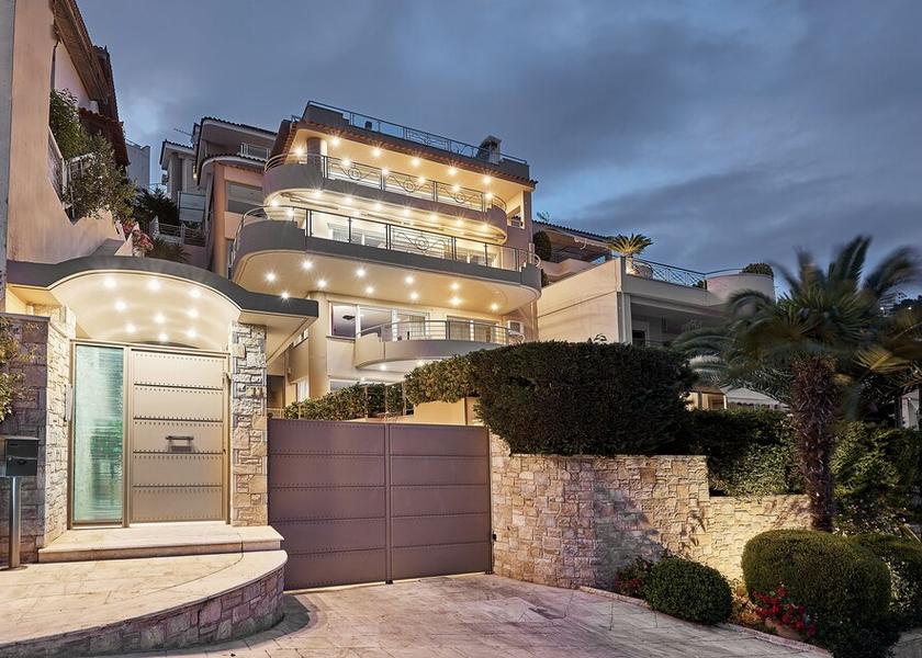 Attica Vari-Voula-Vouliagmeni Facade