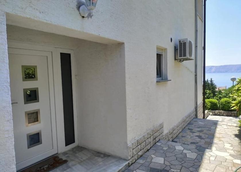 Primorje-Gorski Novi Vinodolski Entrance