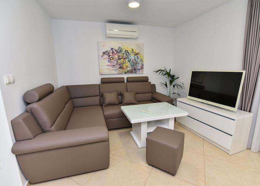 Zadar Vir Living Area