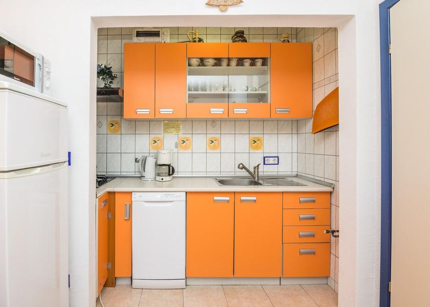 Zadar Vir Kitchen