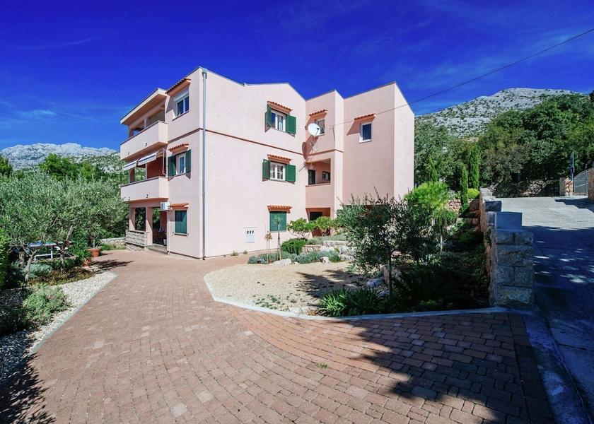 Zadar-Northern Dalmatia Starigrad Exterior Detail