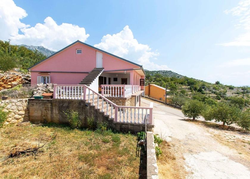 Zadar-Northern Dalmatia Starigrad Exterior Detail