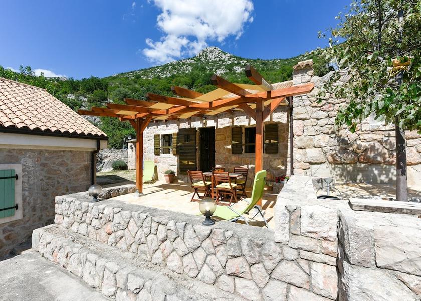 Zadar Starigrad Property Grounds