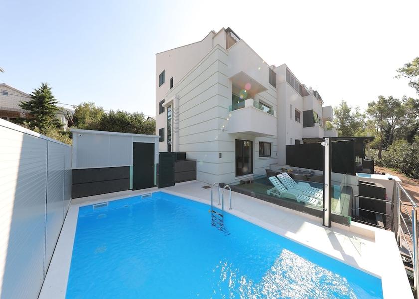 Zadar-Northern Dalmatia Starigrad Exterior Detail