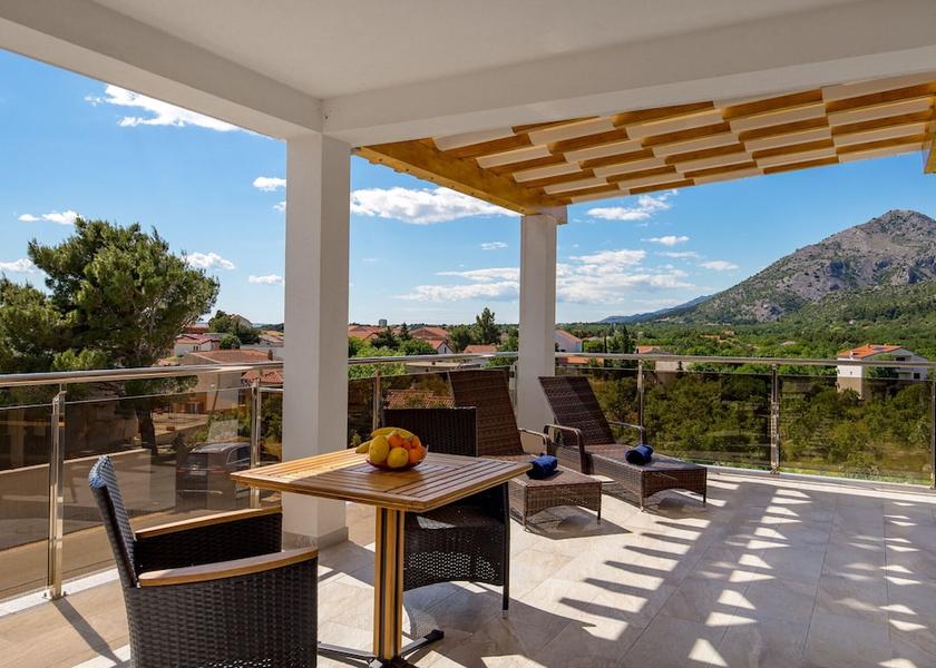 Zadar-Northern Dalmatia Starigrad Terrace