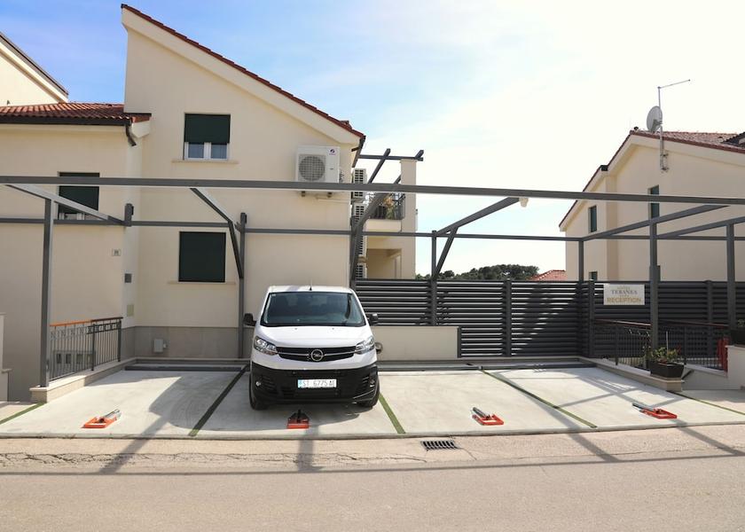 Split-Dalmatia Hvar Parking