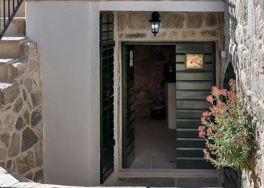 Split-Dalmatia Baska Voda Exterior Detail