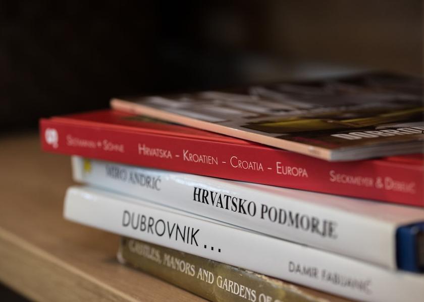 Lika-Senj Plitvicka jezera Interior Entrance